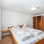 Allpano Und Pensión 3*