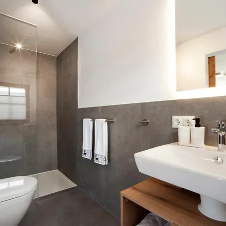 Allpano Guest house *