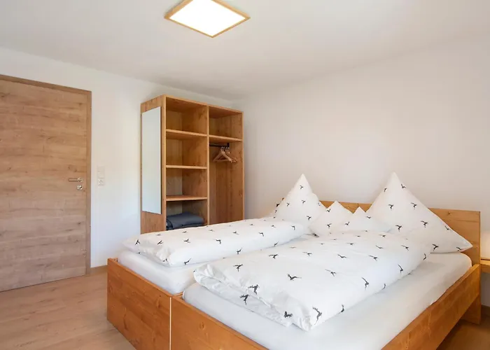 Guest house Allpano Und 3*